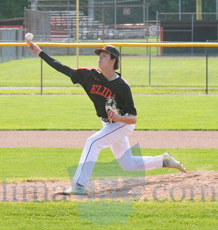 Elida's Camden Howard pitches the ball on Wednesday night at the