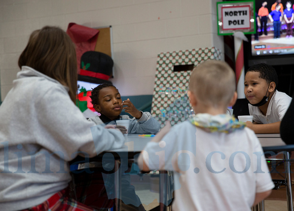 Unity Elementary 'Twas the Night Before Christmas Break